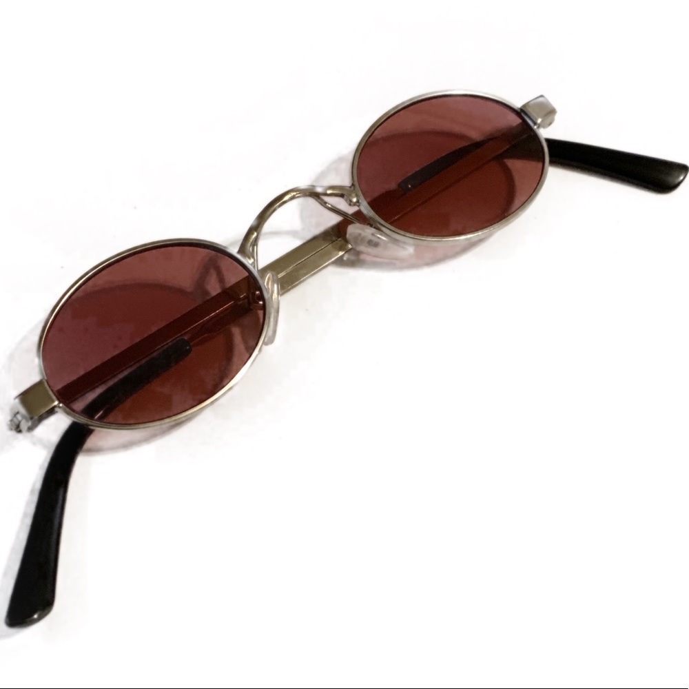 Retro-Style Sunglasses